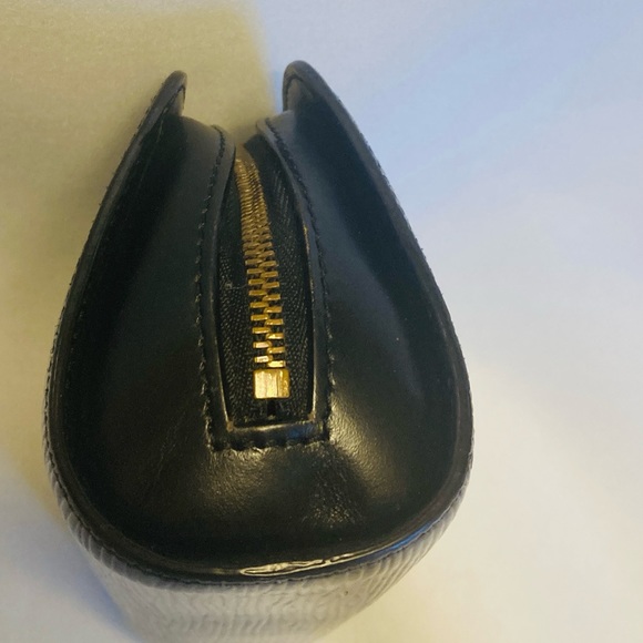 BLACK EPI COSMETIC POUCH - Picture 8 of 10